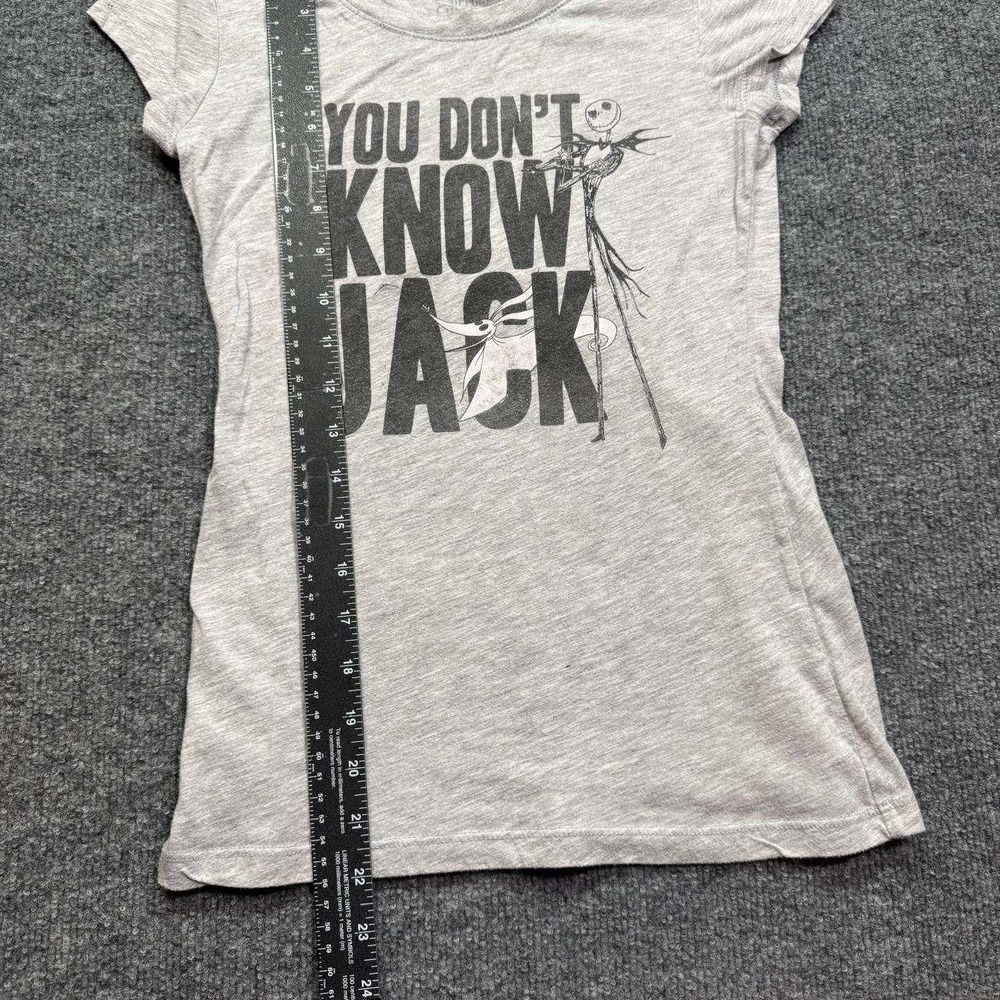 Nightmare Before‎ Christmas T-Shirt Womens XS Gray Disney Graphic Movie Tee Top - Picture 5 of 7